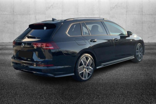 Volkswagen Golf Variant 2.0 TDI 150 CV DSG SCR R-Line - foto 4 di 4