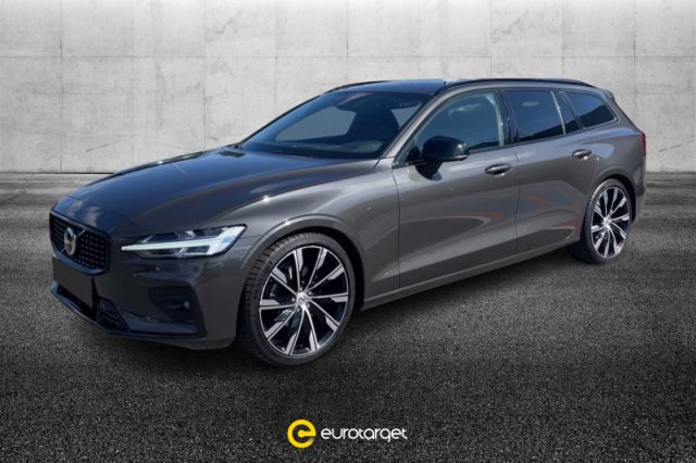 Volvo V60 B4 (d) automatico Plus Dark usato a PIEVE DI CENTO