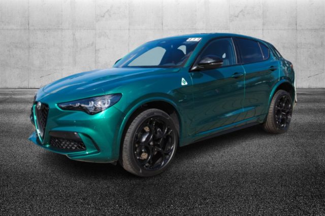 Alfa Romeo Stelvio 2.9 Bi-Turbo V6 520 CV AT8 Q4 Quadrifoglio - foto 4 di 4