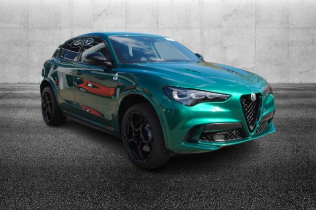 Alfa Romeo Stelvio 2.9 Bi-Turbo V6 520 CV AT8 Q4 Quadrifoglio - foto 2 di 4