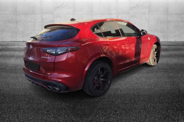 Alfa Romeo Stelvio 2.9 Bi-Turbo V6 520 CV AT8 Q4 Quadrifoglio - foto 4 di 4