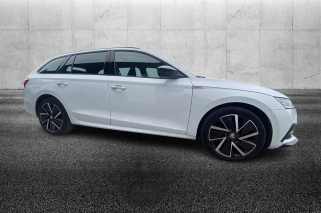 Skoda Octavia 2.0 TDI EVO SCR 150 CV DSG Wagon Sportline usato a PIEVE DI CENTO