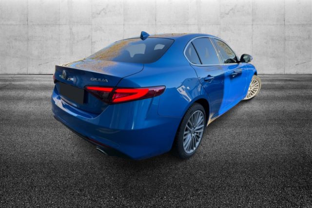 Alfa Romeo Giulia 2.0 Turbo 200 CV AT8 Super - foto 4 di 4