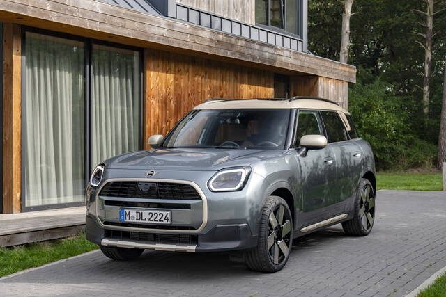 MINI One Essential Mini Countrym.(U25) - foto 4 di 4