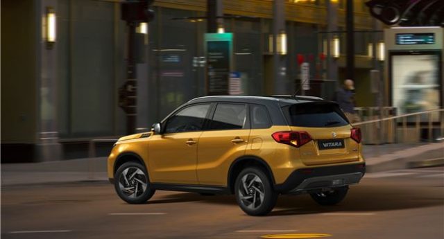 Suzuki Vitara 1.4 Hybrid A/T Top (2015) - foto 4 di 4