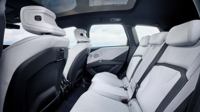 BMW iX3 40 Msport Pro (NA5) - foto 2 di 4