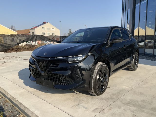 Alfa Romeo Junior 1.2 145 CV Hybrid eDCT6 Ti - foto 3 di 4