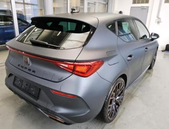 CUPRA Leon 1.4 e-HYBRID 245 CV DSG VZ - foto 2 di 4