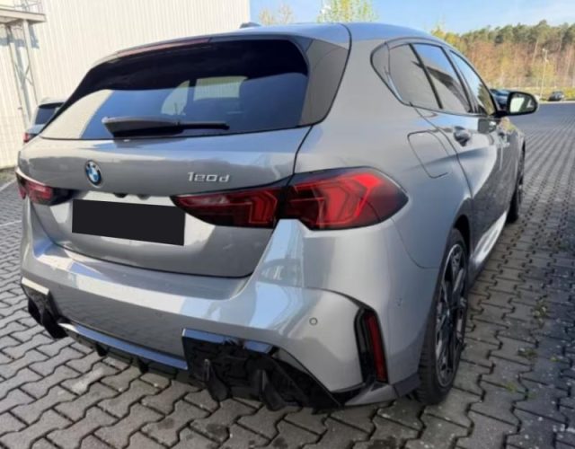 BMW 120 d 48V MSport - foto 2 di 4