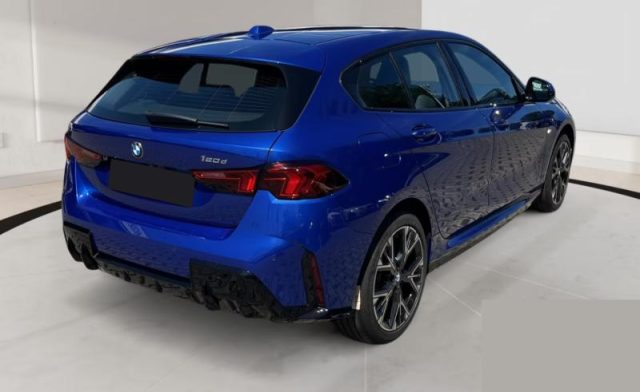 BMW 120 d 48V MSport - foto 3 di 4