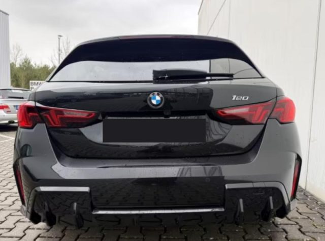 BMW 120 48V MSport - foto 4 di 4