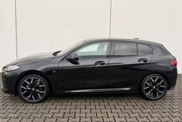 BMW 120 48V MSport - foto 3 di 4