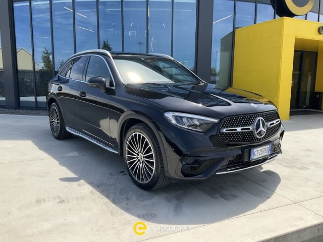 Mercedes-Benz GLC 220 d 4Matic Mild Hybrid AMG Line Premium - foto 2 di 4