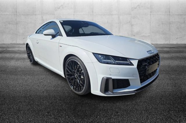 Audi TT Coupé 45 TFSI quattro S tronic - foto 4 di 4