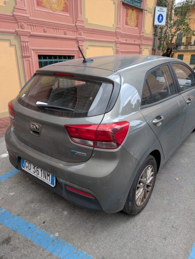 Kia Rio 1.0 T-GDi 100 CV MHEV iMT Style - foto 3 di 4