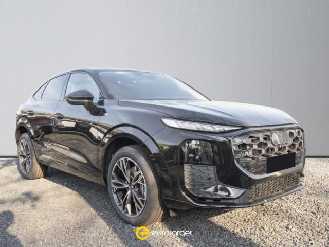 Audi Q3 SPB TDI 110 kW S tronic S Line edition semestrale a PIEVE DI CENTO