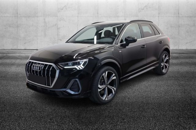 Audi Q3 45 TFSI e S tronic S line edition - foto 2 di 4