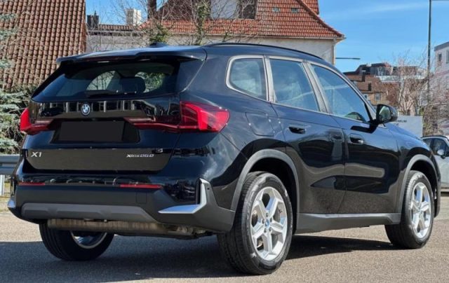 BMW X1 xDrive 25e - foto 3 di 4
