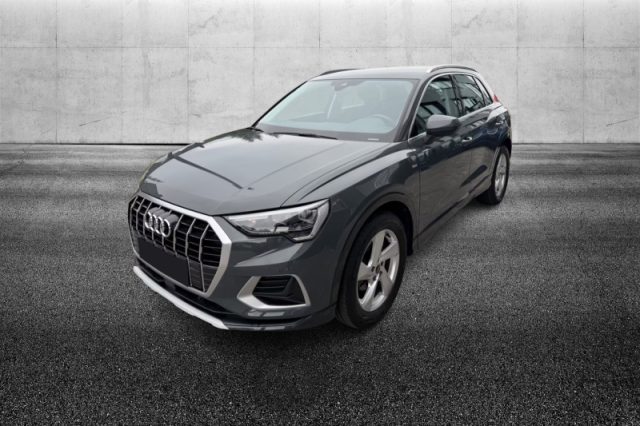 Audi Q3 35 TDI S tronic Business Advanced usato a PIEVE DI CENTO