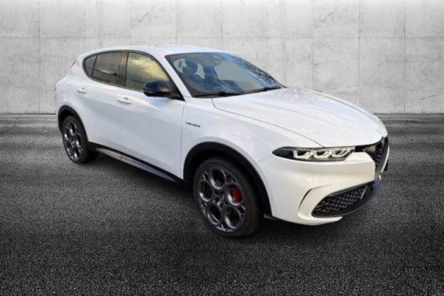 Alfa Romeo Tonale 1.3 280 CV PHEV AT6 Q4 Veloce - foto 2 di 4