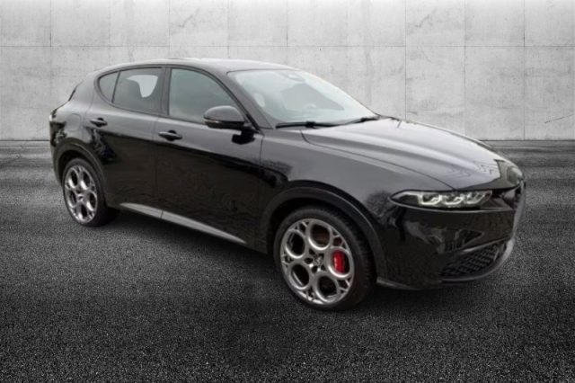 Alfa Romeo Tonale 1.3 280 CV PHEV AT6 Q4 Veloce - foto 3 di 4
