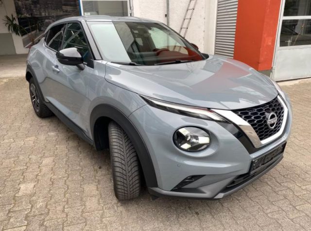 Nissan Juke 1.0 DIG-T 114 CV N-Connecta - foto 2 di 4