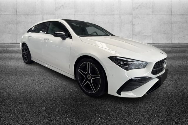 Mercedes-Benz CLA 250 4Matic Shooting Brake AMG Line Premium - foto 2 di 4
