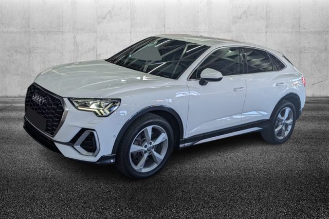 Audi Q3 SPB 40 TDI quattro S tronic S line edition - foto 4 di 4