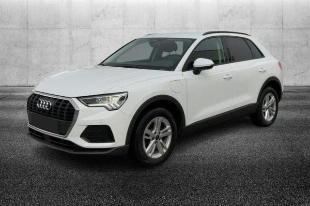 Audi Q3 45 TFSI quattro S tronic - foto 2 di 4
