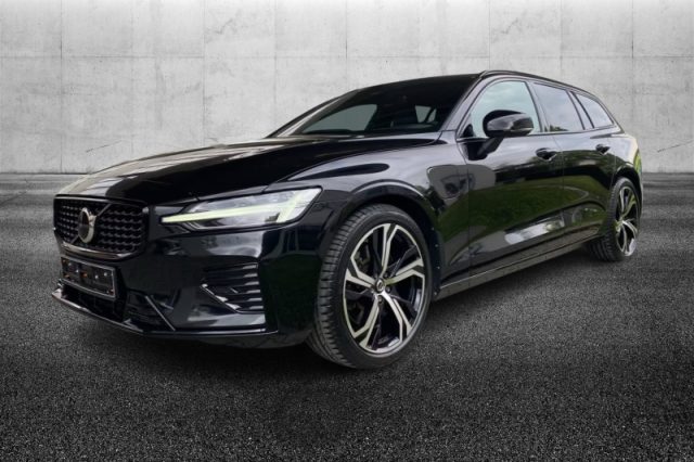 Volvo V60 T8 Recharge AWD Plug-in Hybrid aut. Plus Dark - foto 2 di 4