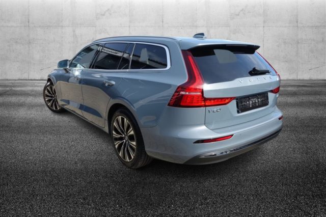 Volvo V60 B4 (d) automatico Plus Bright - foto 4 di 4