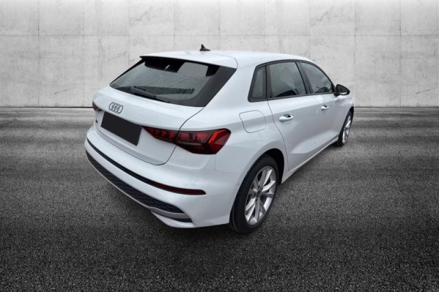Audi A3 SPB 35 TDI S tronic - foto 3 di 4