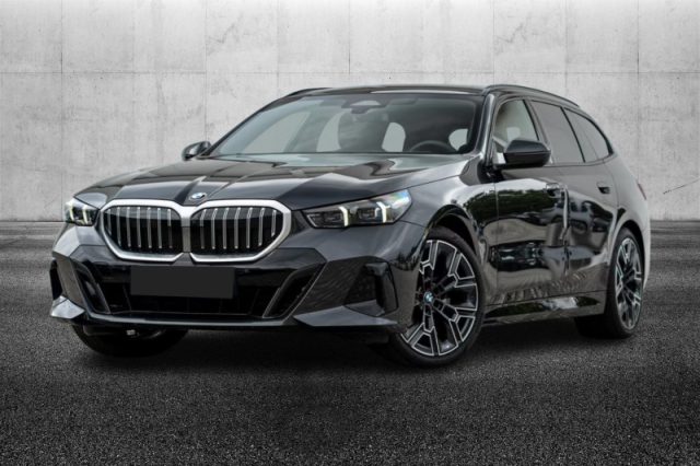 BMW 520 d 48V sDrive Touring Msport semestrale a PIEVE DI CENTO