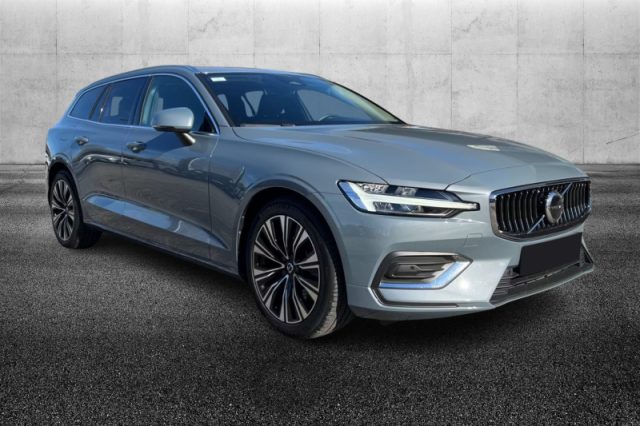 Volvo V60 B4 (d) automatico Plus Bright - foto 2 di 4