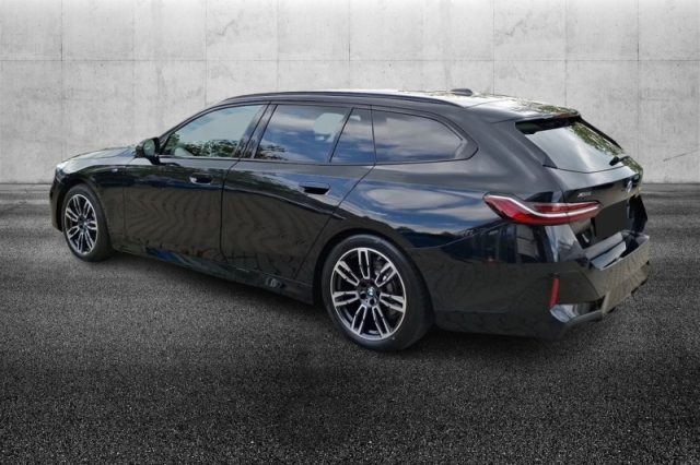 BMW 520 d 48V xDrive Touring Msport - foto 2 di 4