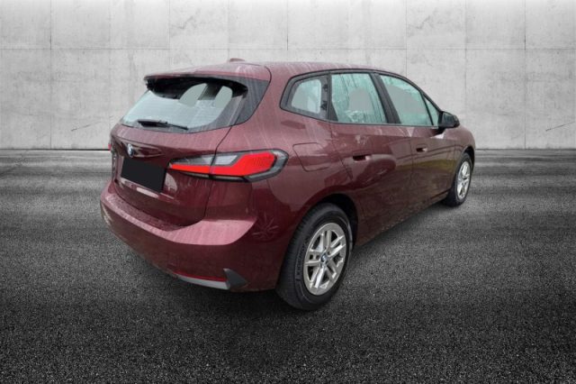 BMW 218 i Active Tourer - foto 3 di 4