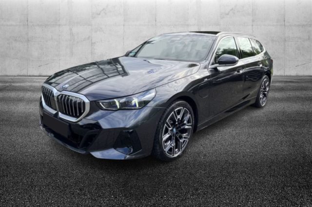 BMW 530 e xDrive Touring Msport semestrale a PIEVE DI CENTO
