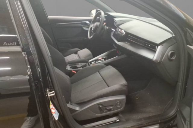 Audi A3 SPB 35 TDI S tronic S line edition - foto 4 di 4