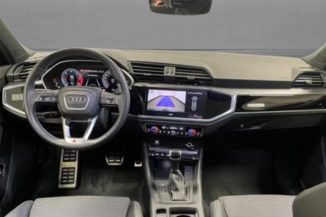 Audi Q3 SPB 35 TDI S tronic S line edition - foto 4 di 4