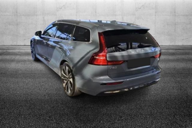 Volvo V60 T6 Recharge AWD Plug-in Hybrid aut. Core - foto 3 di 4