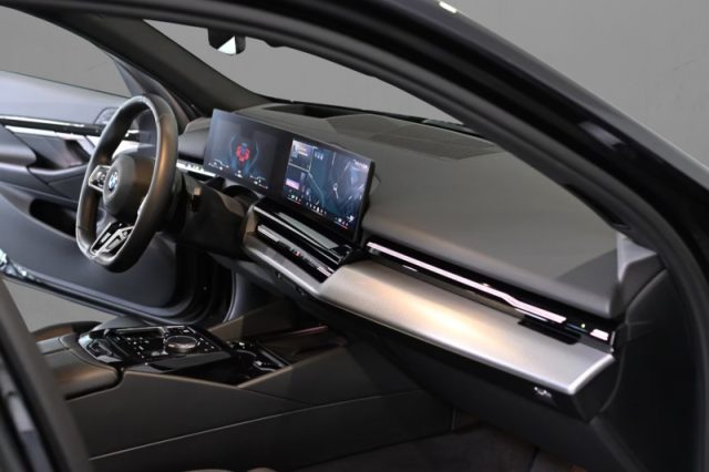 BMW 520 d 48V sDrive Touring Msport Pro - foto 4 di 4