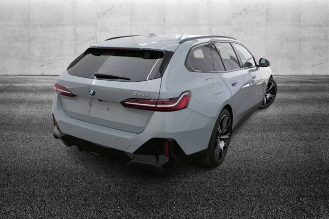 BMW 520 d 48V sDrive Touring Msport - foto 3 di 4