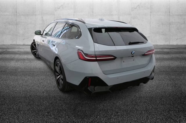 BMW 520 d 48V sDrive Touring Msport - foto 4 di 4