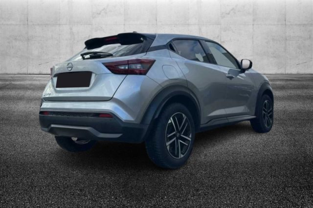 Nissan Juke 1.0 DIG-T 114 CV N-Connecta - foto 2 di 4