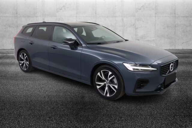 Volvo V60 T6 Recharge AWD Plug-in Hybrid R-design - foto 2 di 4