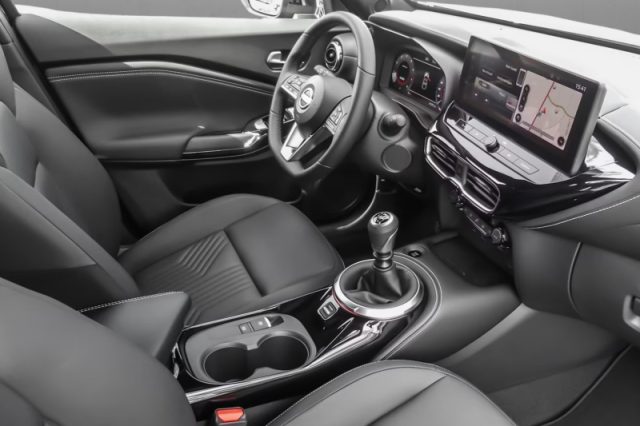 Nissan Juke 1.0 DIG-T 114 CV Tekna - foto 3 di 4