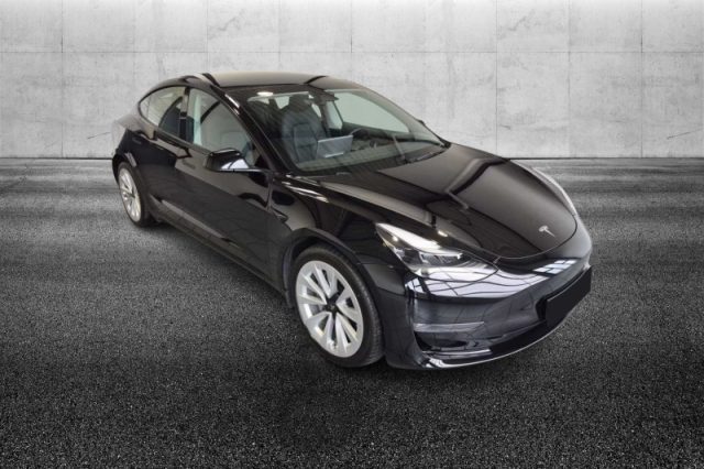 Tesla Model 3 Long Range Dual Motor AWD - foto 2 di 4