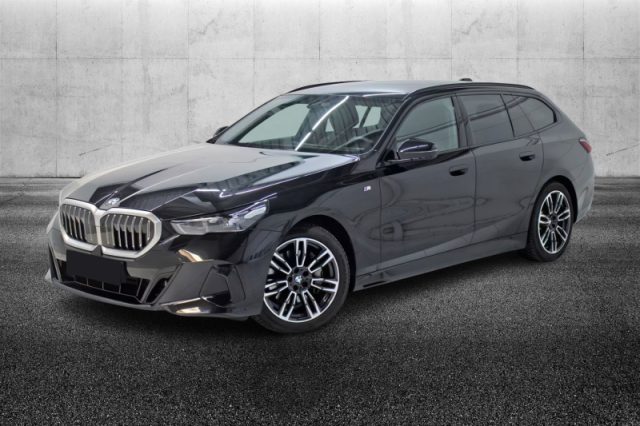 BMW 540 d 48V xDrive Touring Msport semestrale a PIEVE DI CENTO
