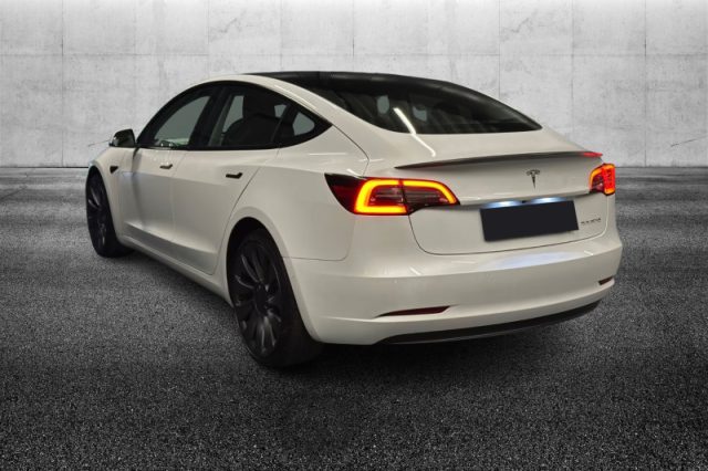Tesla Model 3 Long Range AWD Performance - foto 4 di 4