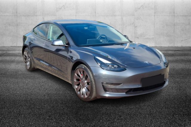 Tesla Model 3 Long Range AWD Performance - foto 2 di 4